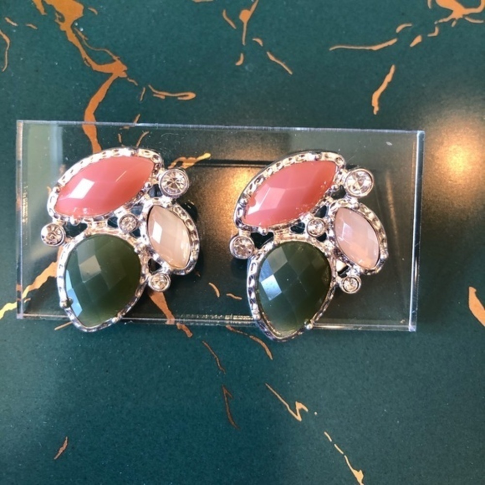 Tri-Color Earring - Picture 2 of 3